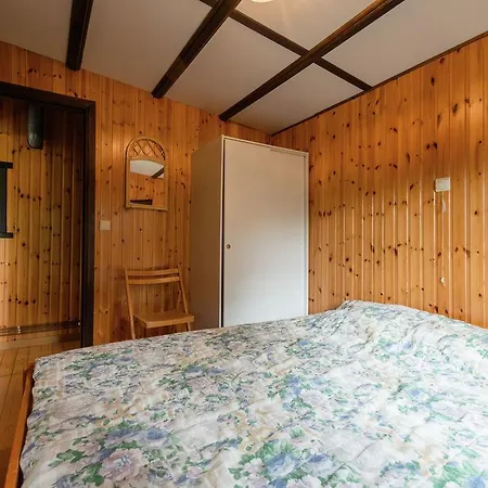 Sympathic Not Far From En Ardennes בקתה *