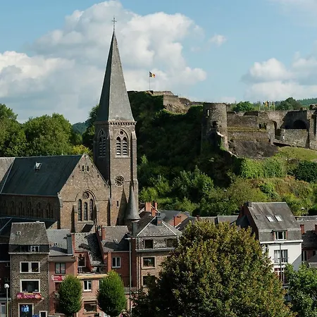 Σαλέ Sympathic Not Far From En Ardennes La-Roche-en-Ardenne