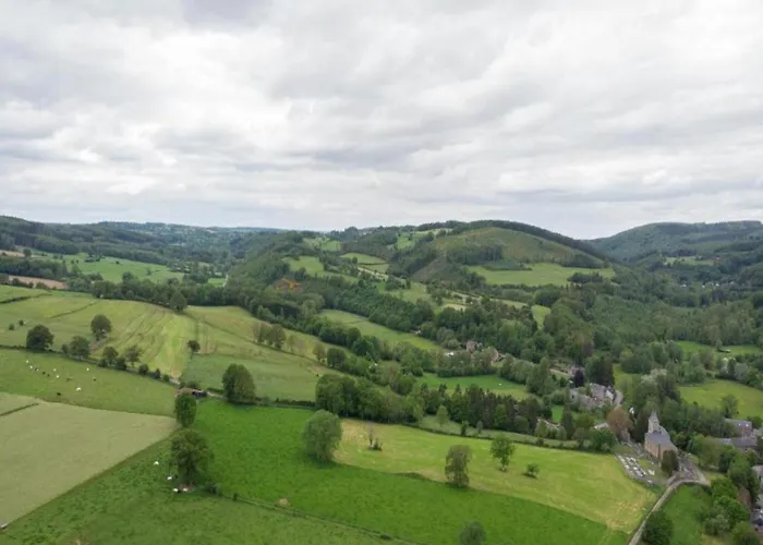 Sympathic Not Far From En Ardennes La-Roche-en-Ardenne