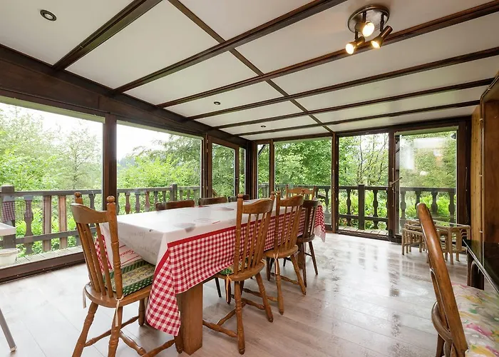 Sympathic Not Far From En Ardennes Chalet La Roche-en-Ardenne